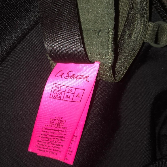 34A push-up bra - Picture 3 of 3